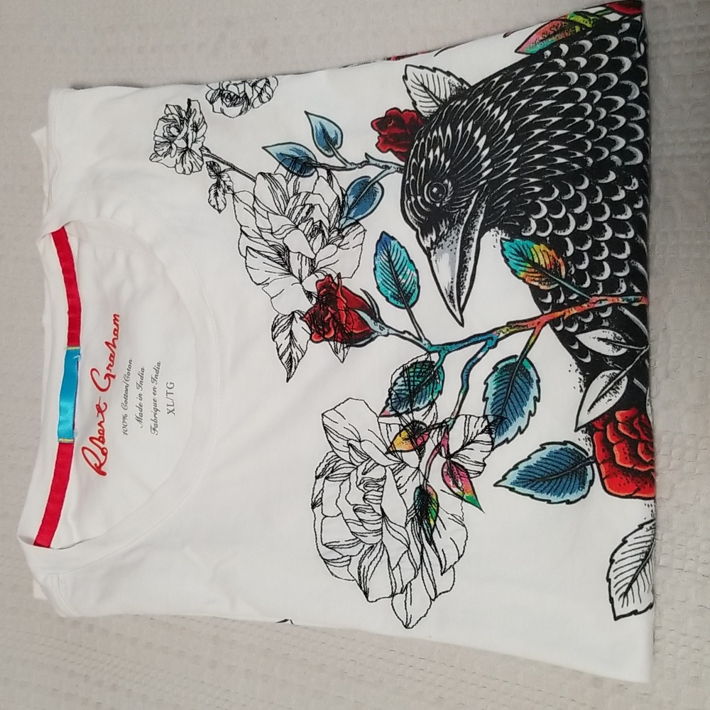 Robert Graham Peconic white tshirt, size XL